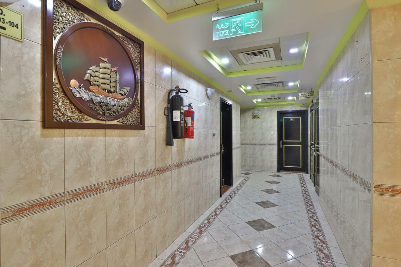 Oyo 261 Remas Hotel Apartment Dubai Exteriör bild