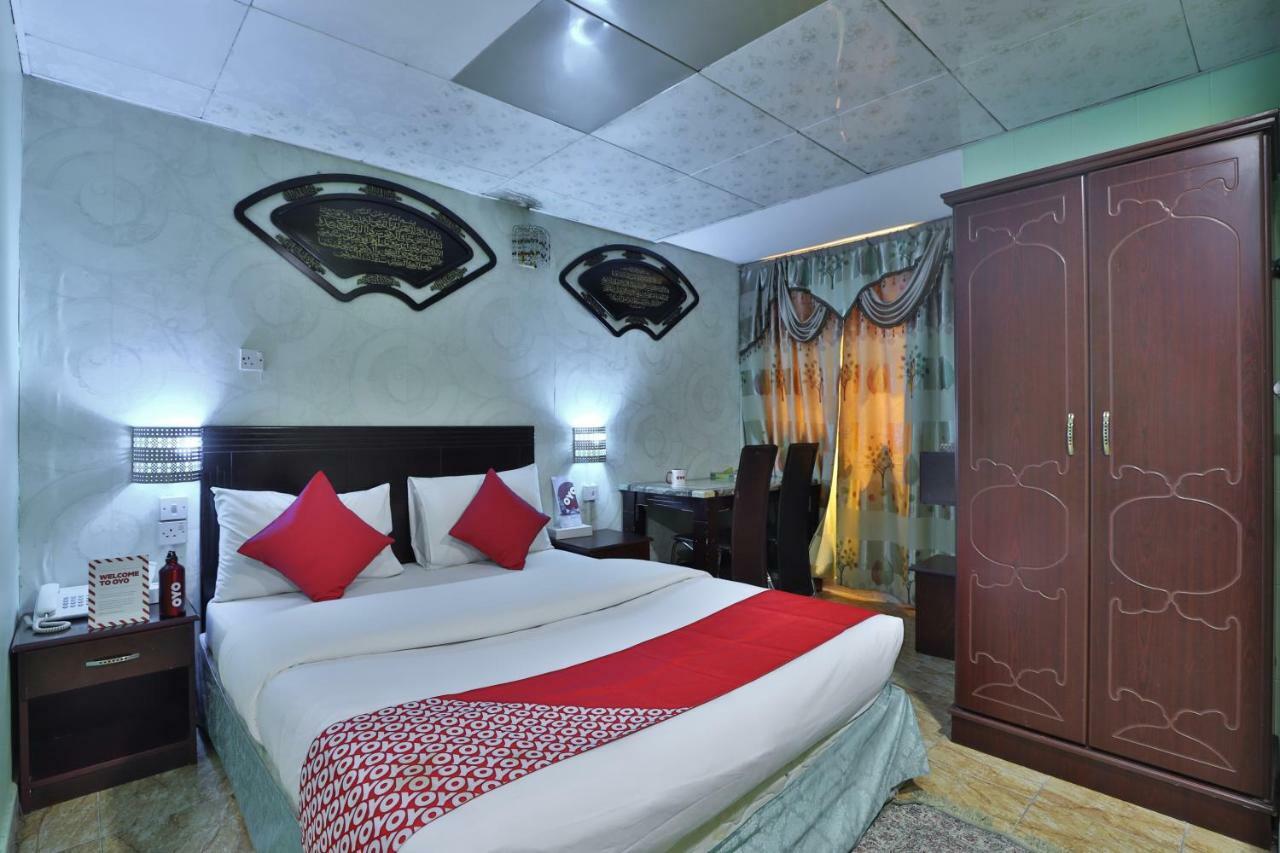 Oyo 261 Remas Hotel Apartment Dubai Exteriör bild