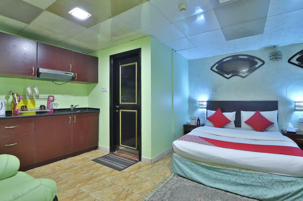 Oyo 261 Remas Hotel Apartment Dubai Exteriör bild